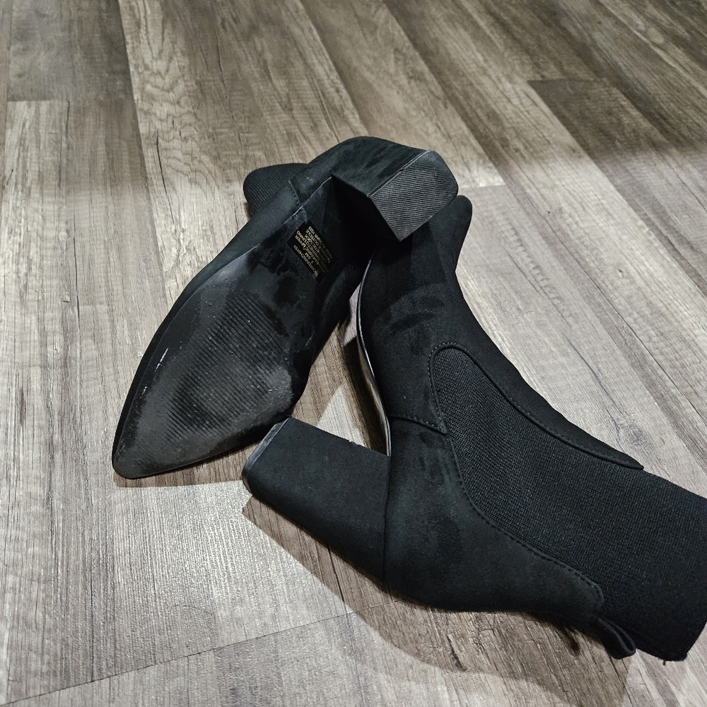 Steve Madden Suede Leather Heeled Black Sock Booties - Picture 5 of 6